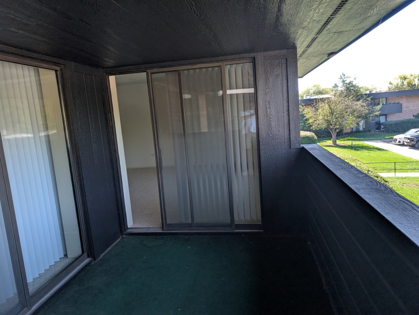 1295 N Sterling Avenue #212, Palatine, IL 60067