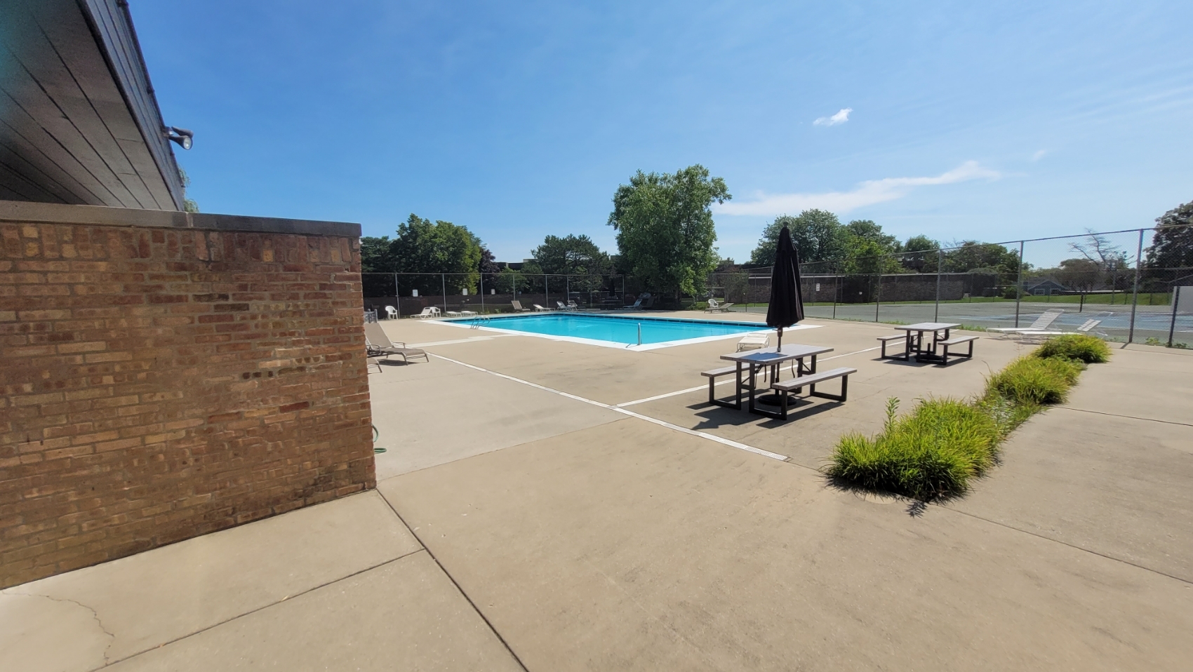 1295 N Sterling Avenue #212, Palatine, IL 60067