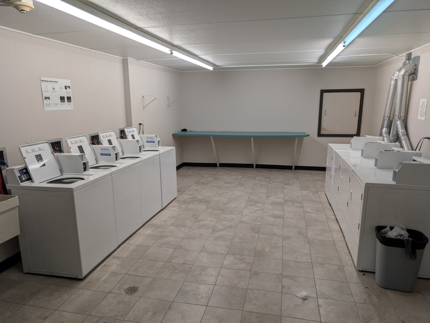 1295 N Sterling Avenue #212, Palatine, IL 60067