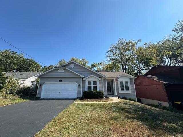 20 Echo Hill, Lake In The Hills, IL 60156