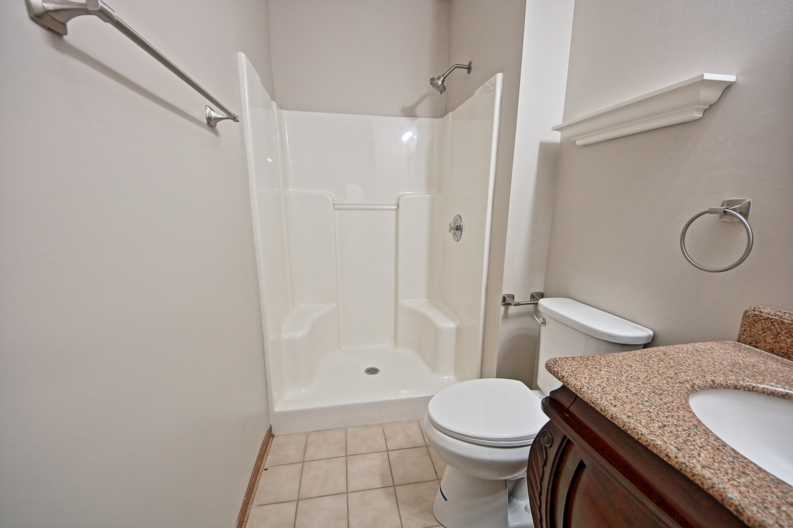 20 Echo Hill, Lake In The Hills, IL 60156