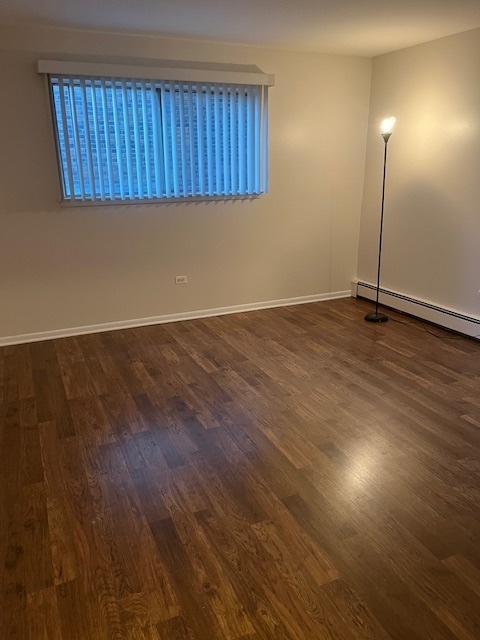 8974 Western Drive #205, Des Plaines, IL 60016