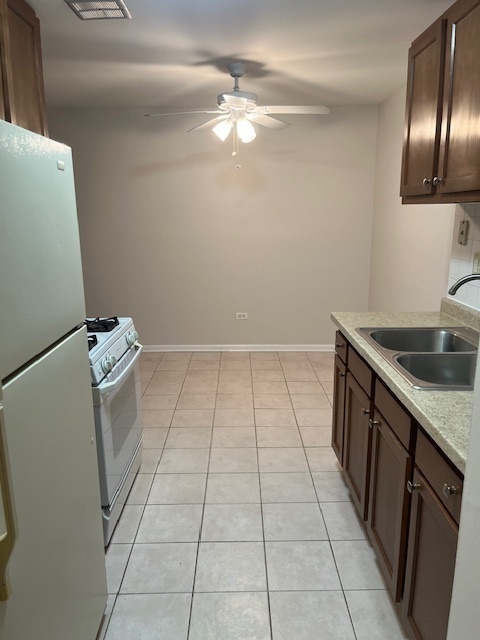 8974 Western Drive #205, Des Plaines, IL 60016