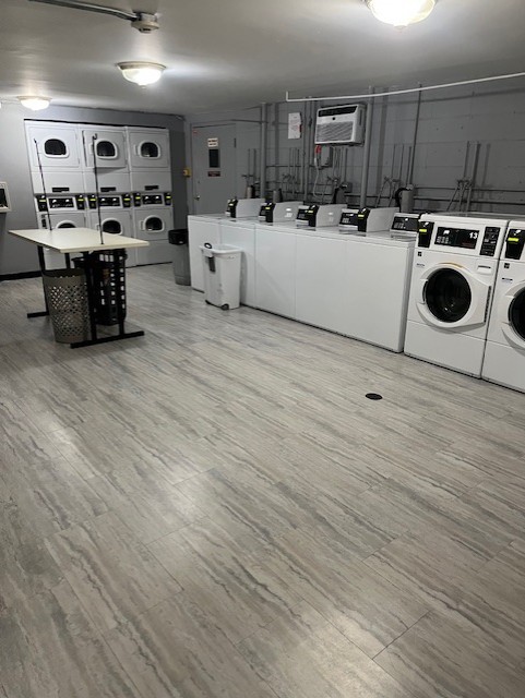 8974 Western Drive #205, Des Plaines, IL 60016