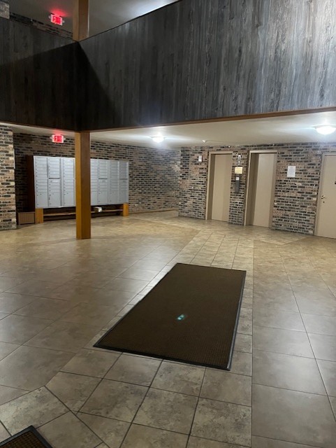 8974 Western Drive #205, Des Plaines, IL 60016