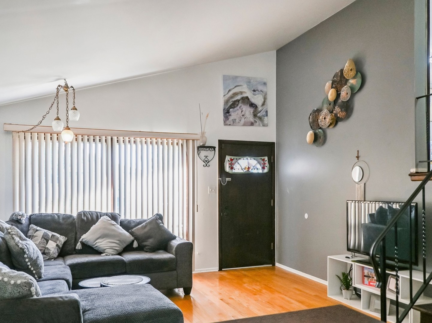 15115 Springfield Avenue, Midlothian, IL 60445