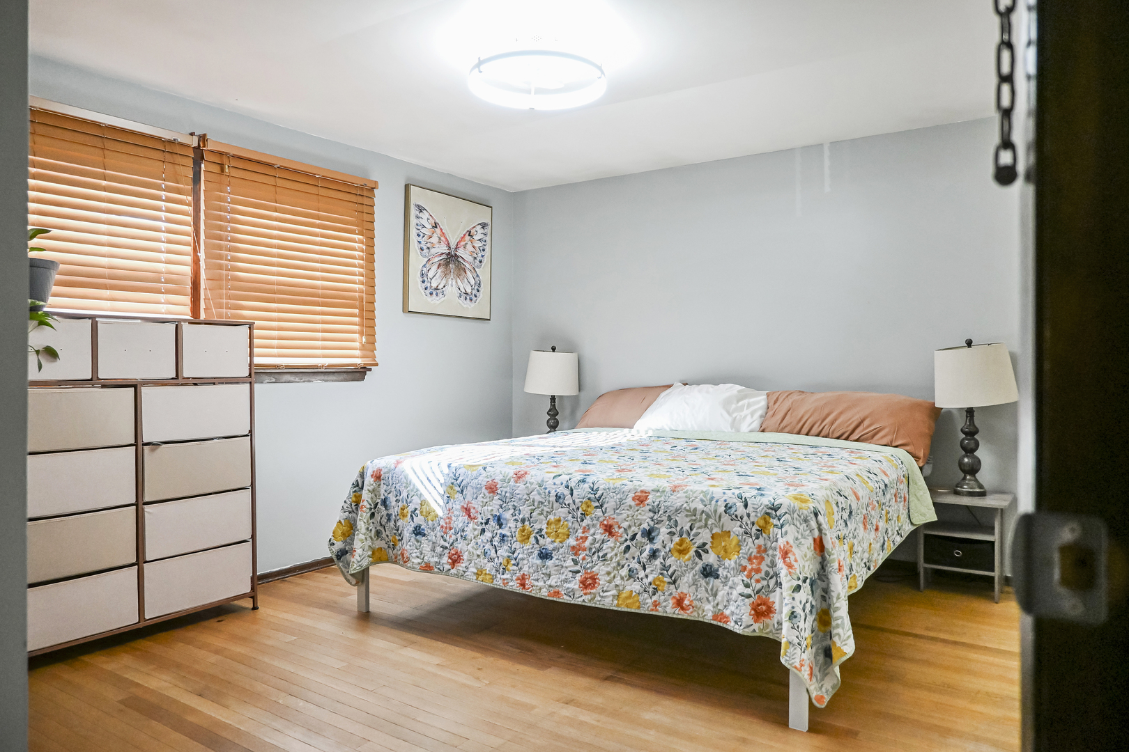 15115 Springfield Avenue, Midlothian, IL 60445