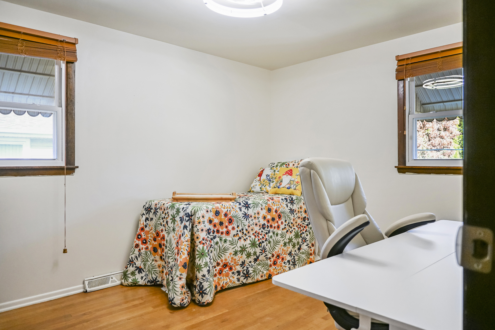 15115 Springfield Avenue, Midlothian, IL 60445