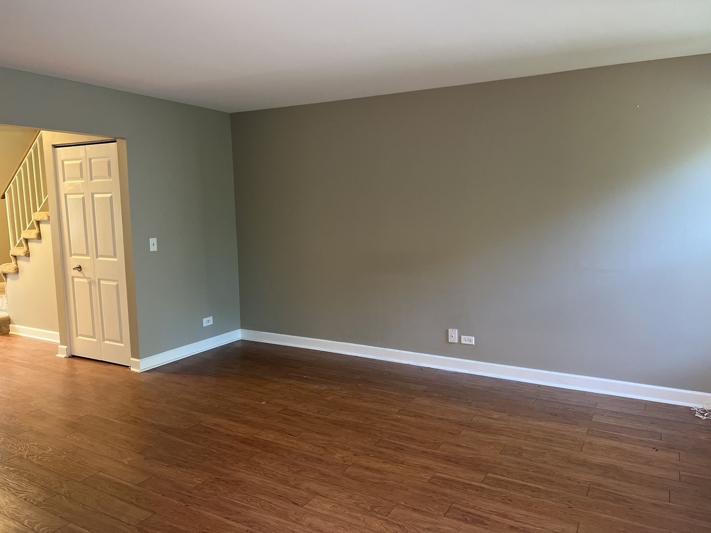 1025 Oswego Road, Naperville, IL 60540