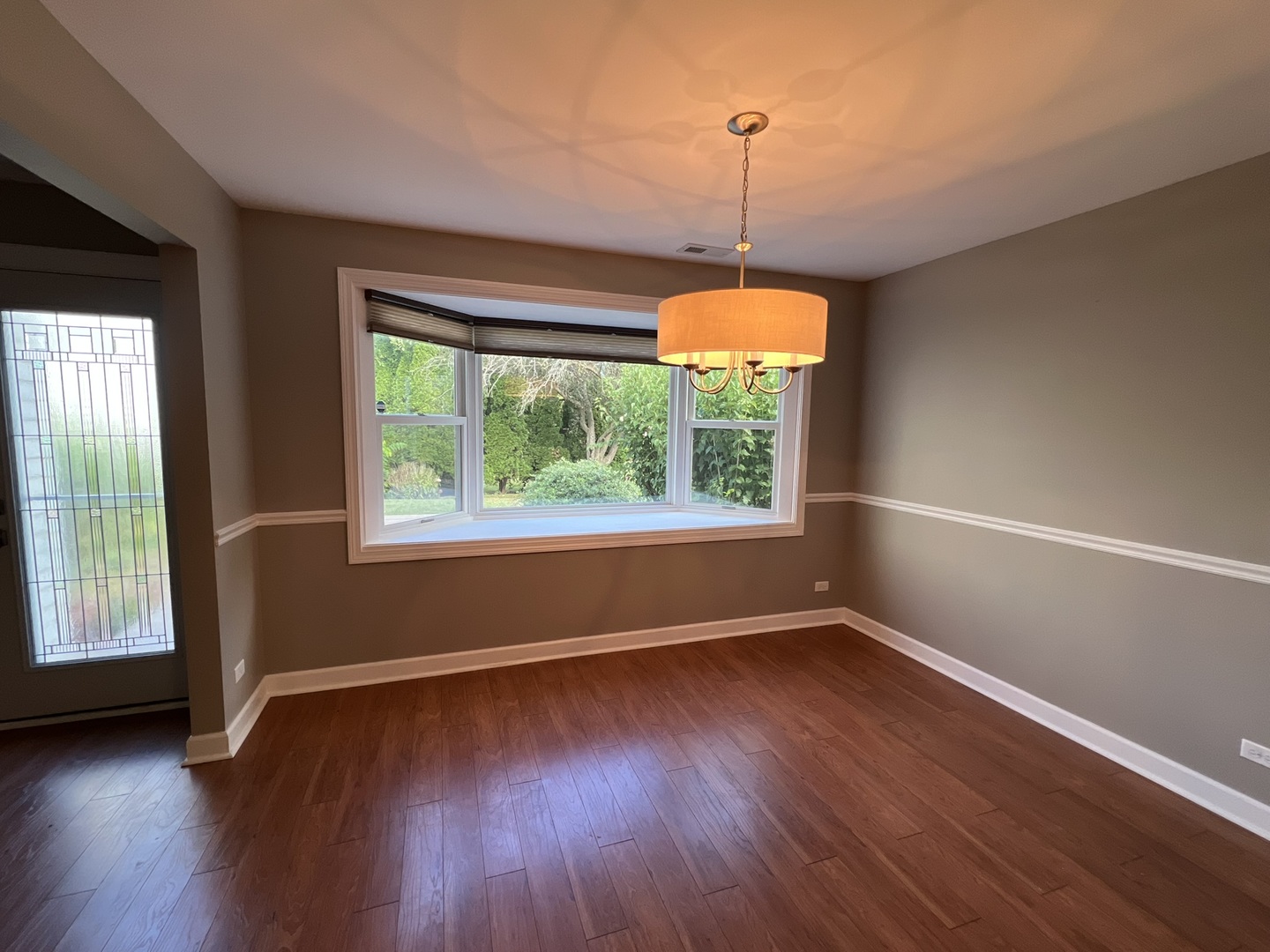 1025 Oswego Road, Naperville, IL 60540