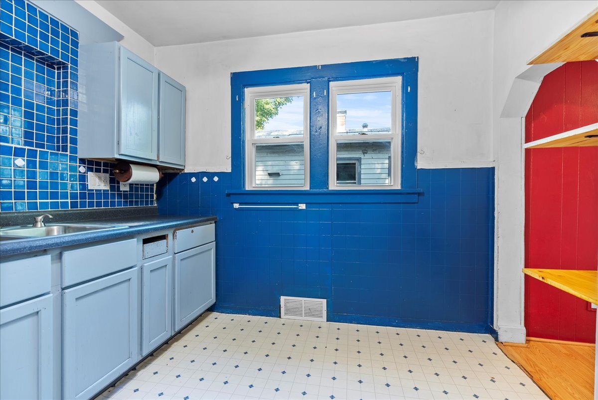 806 N Morris Avenue, Bloomington, IL 61701