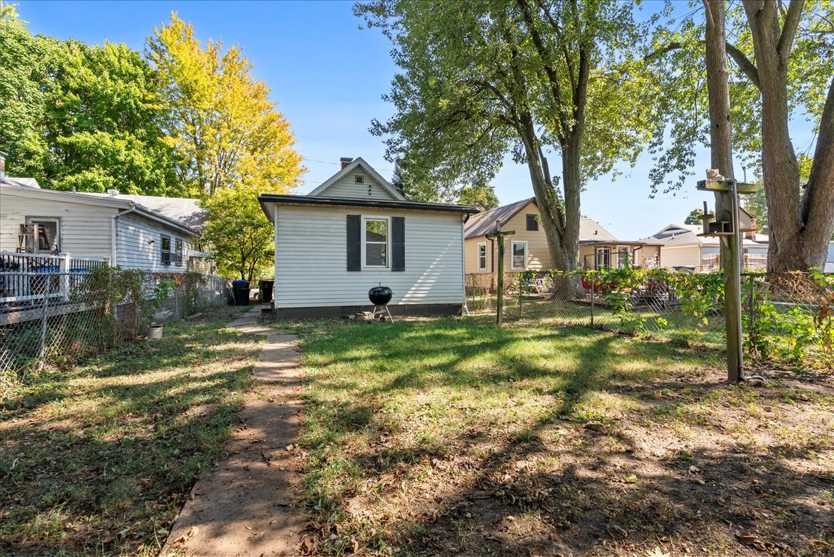 806 N Morris Avenue, Bloomington, IL 61701