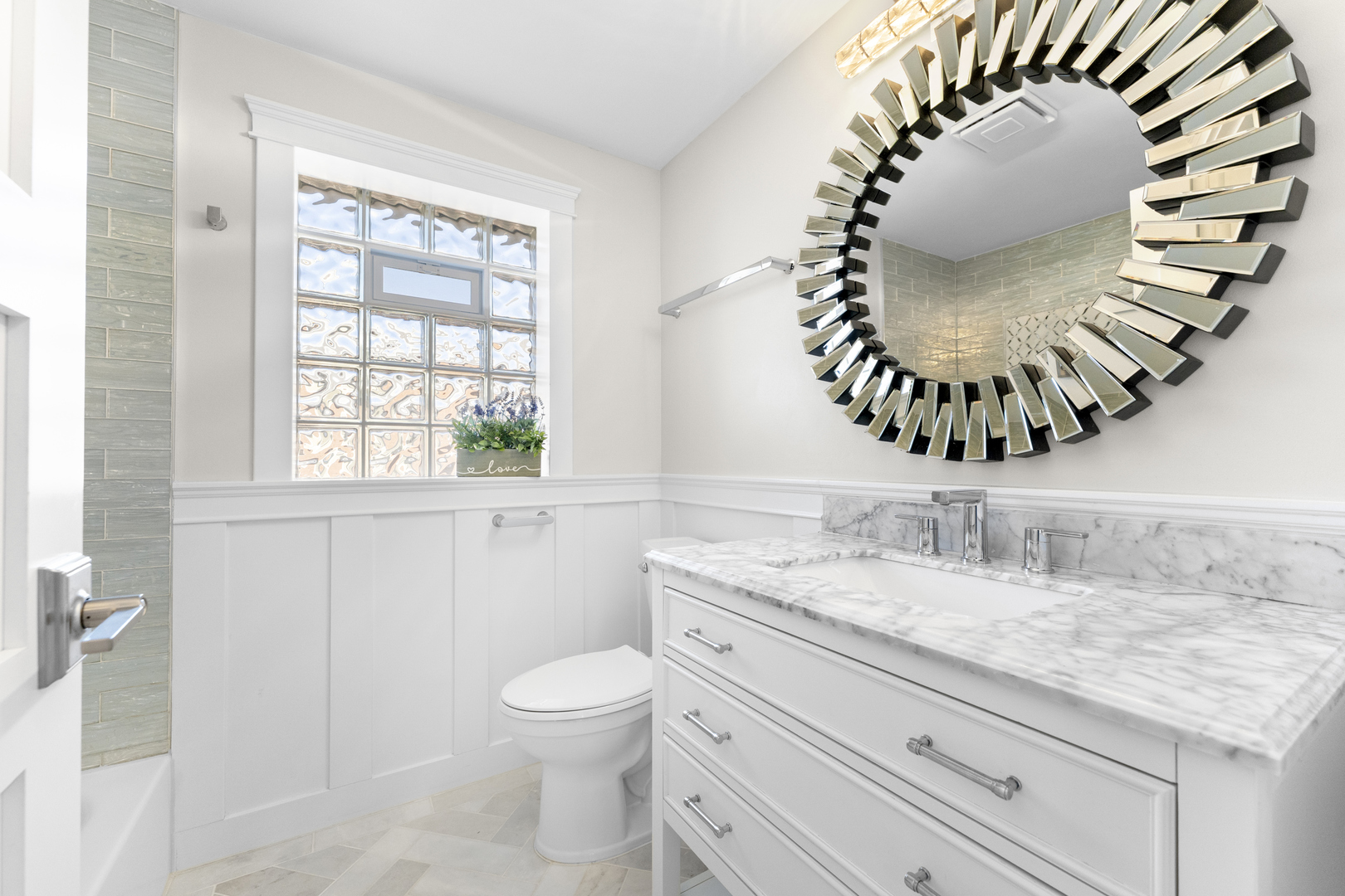 716 N Western Avenue, Park Ridge, IL 60068