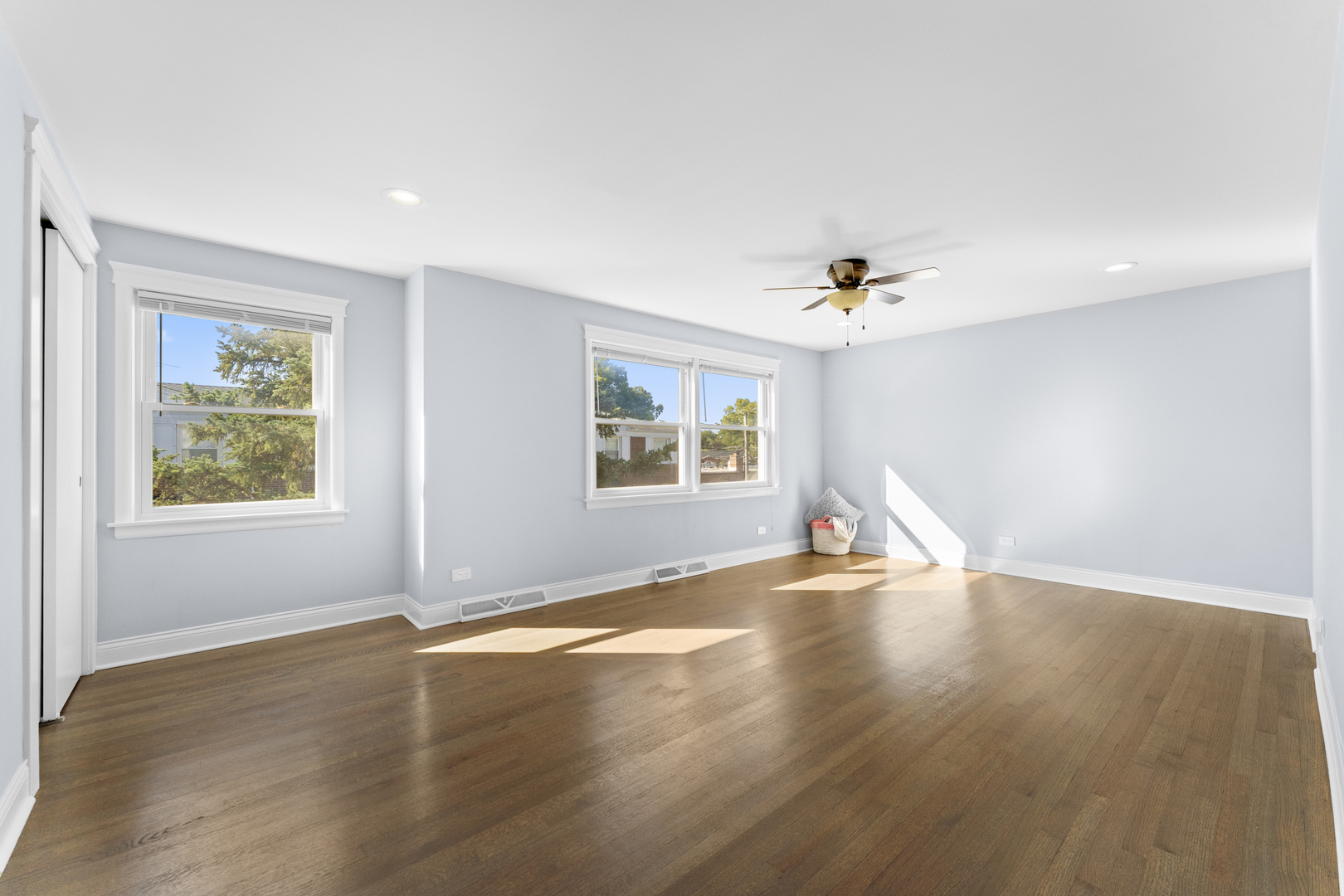 716 N Western Avenue, Park Ridge, IL 60068