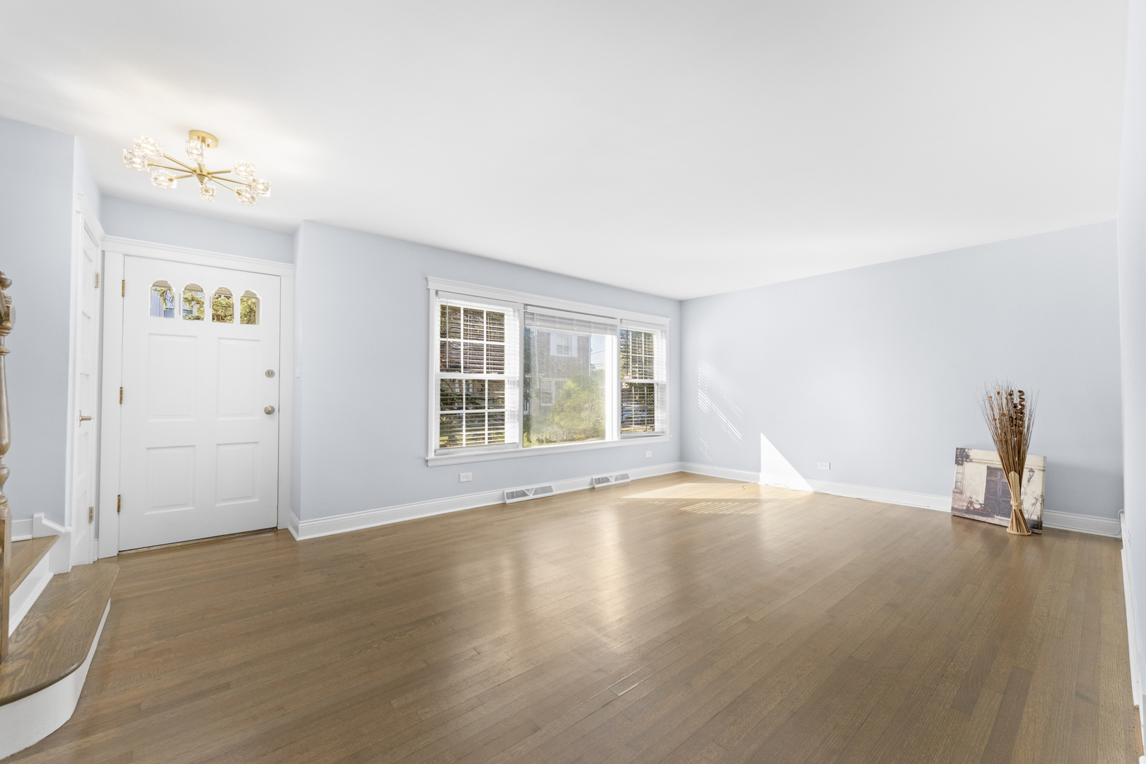 716 N Western Avenue, Park Ridge, IL 60068