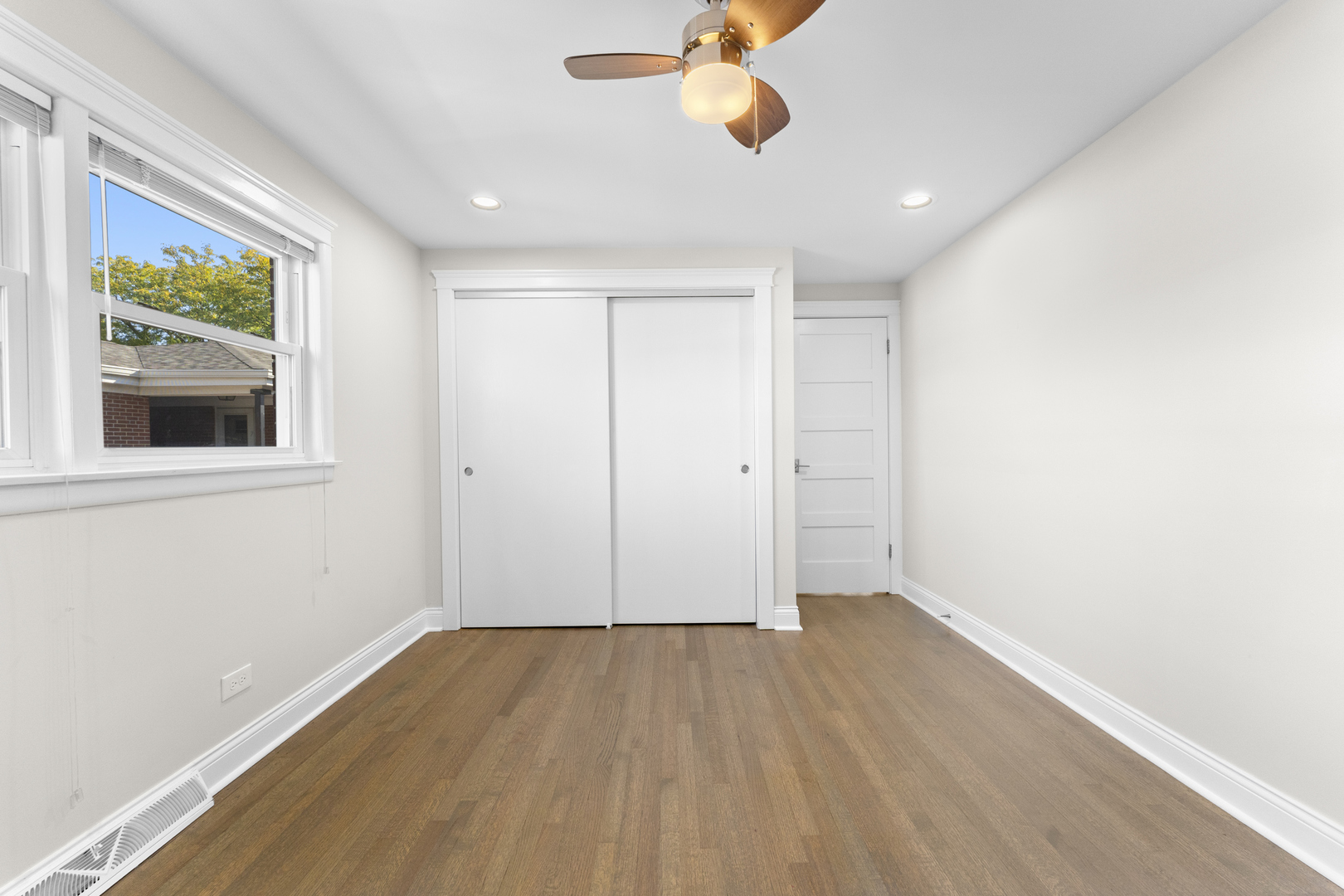 716 N Western Avenue, Park Ridge, IL 60068