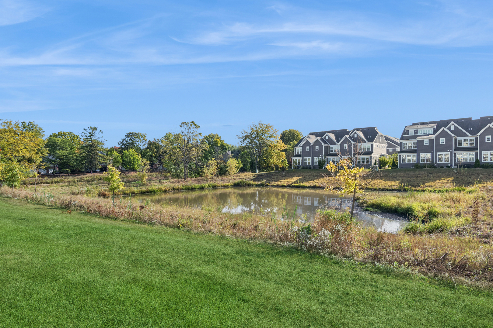 2206 Weatherbee Lane, Naperville, IL 60563