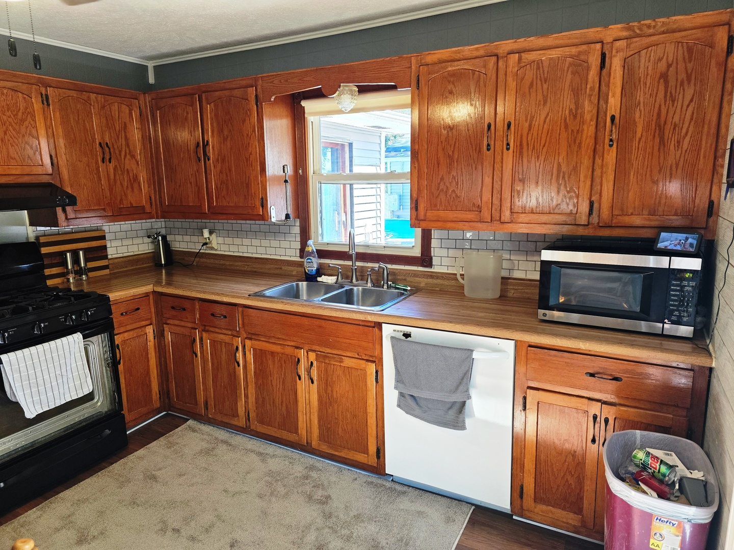 602 N 4th Avenue, Chenoa, IL 61726