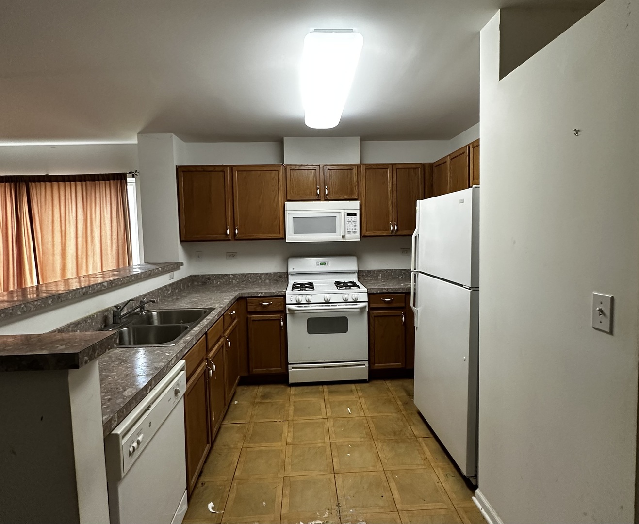 2906 Meadowview Lane, Montgomery, IL 60538