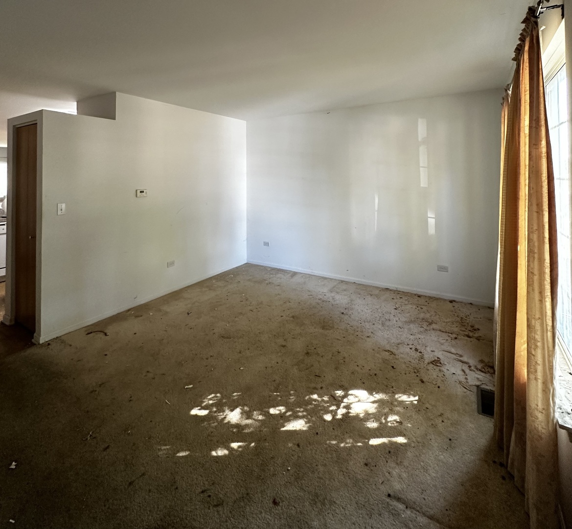 2906 Meadowview Lane, Montgomery, IL 60538