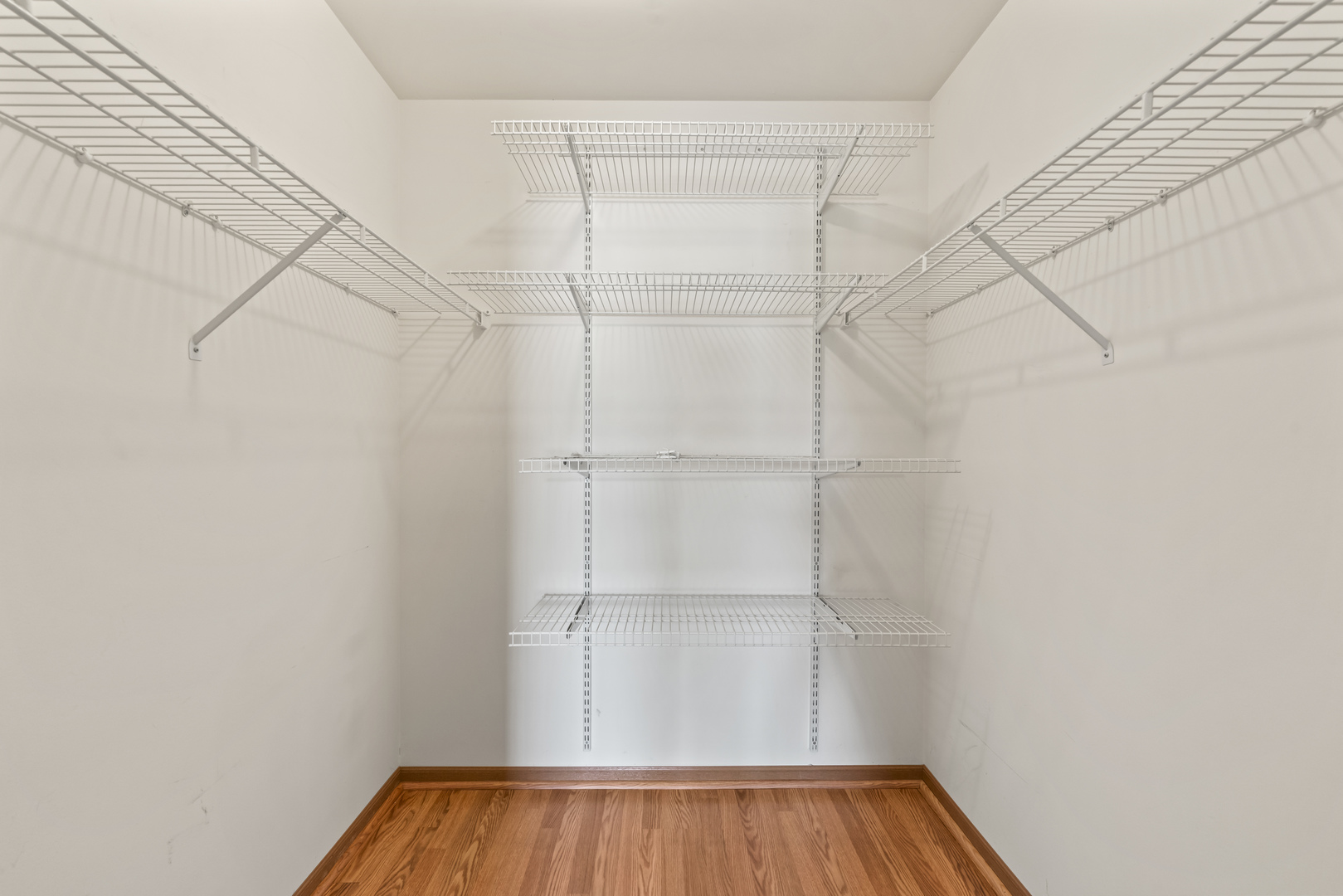 9298 Meadowview Drive, Orland Hills, IL 60487