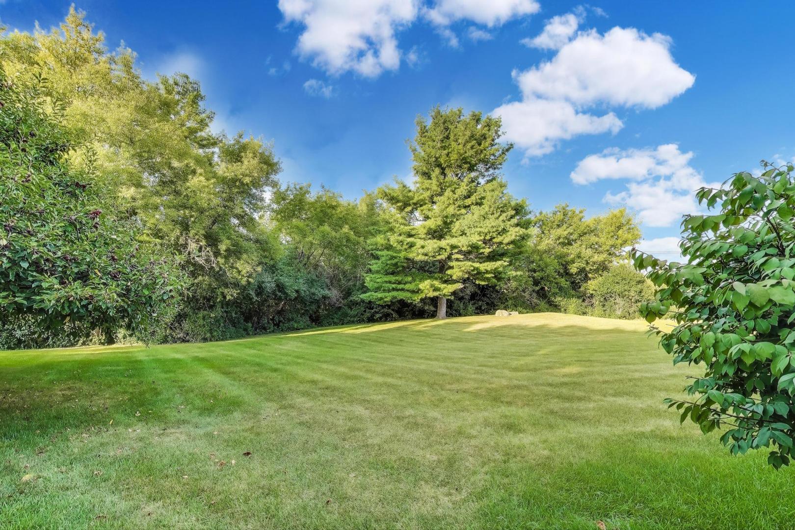 2009 Countryside Lane, Round Lake Beach, IL 60073
