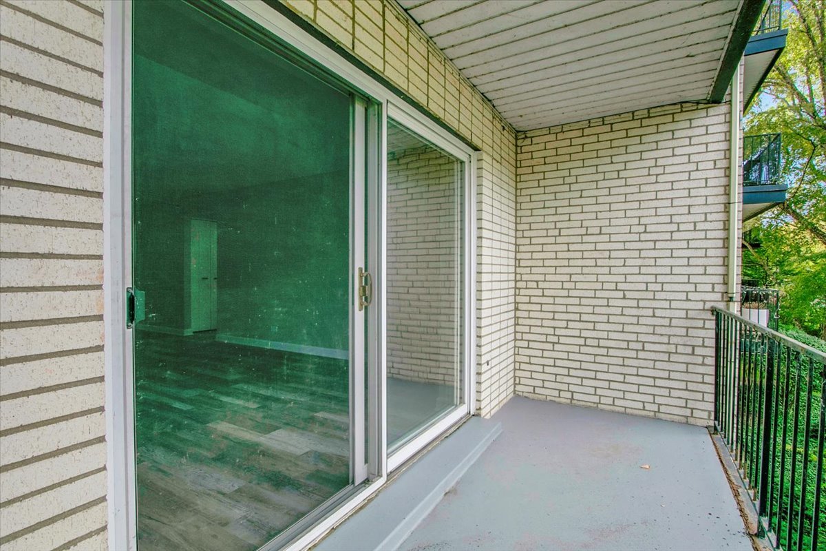 820 Oakton Street #2B, Evanston, IL 60202