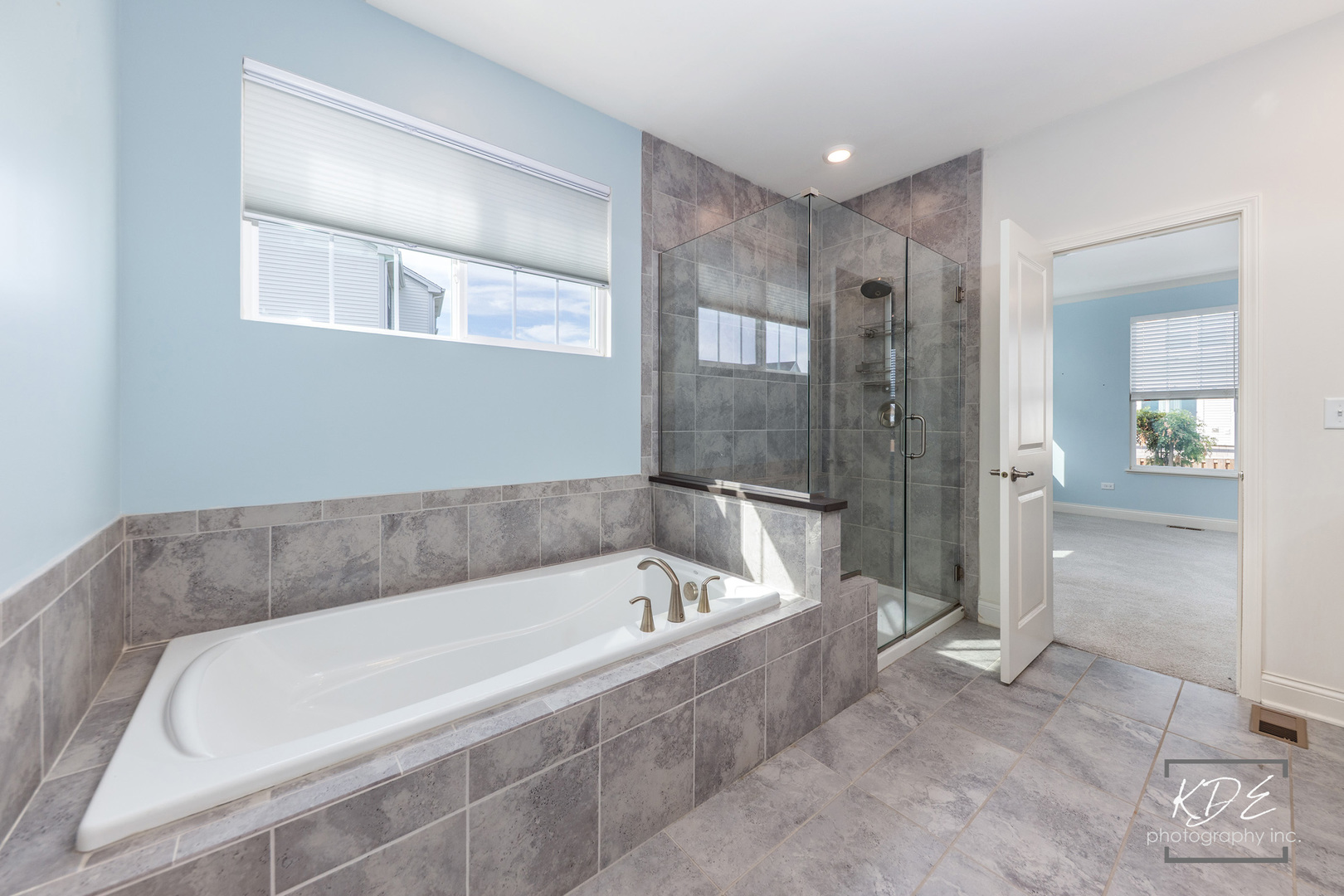 25500 W Rocky Creek Road, Plainfield, IL 60586