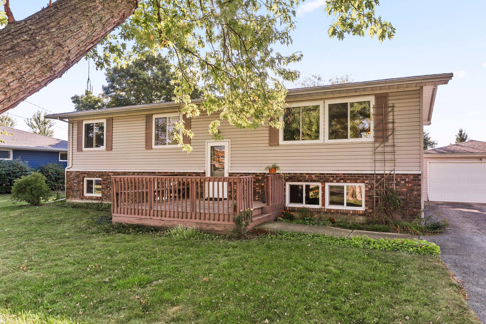 409 S Shabbona Road, Shabbona, IL 60550