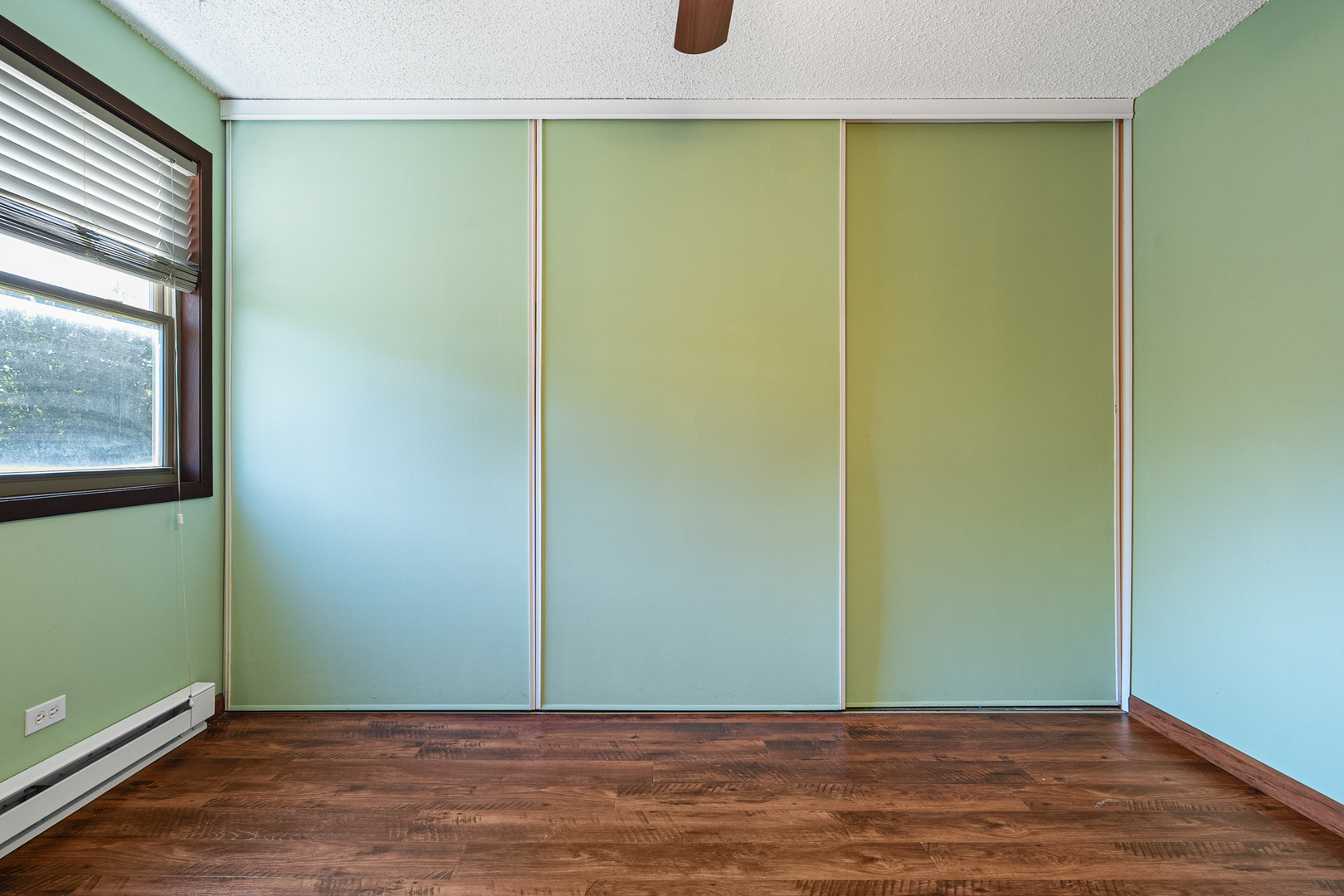 1521 Pioneer Road #7, Crest Hill, IL 60403