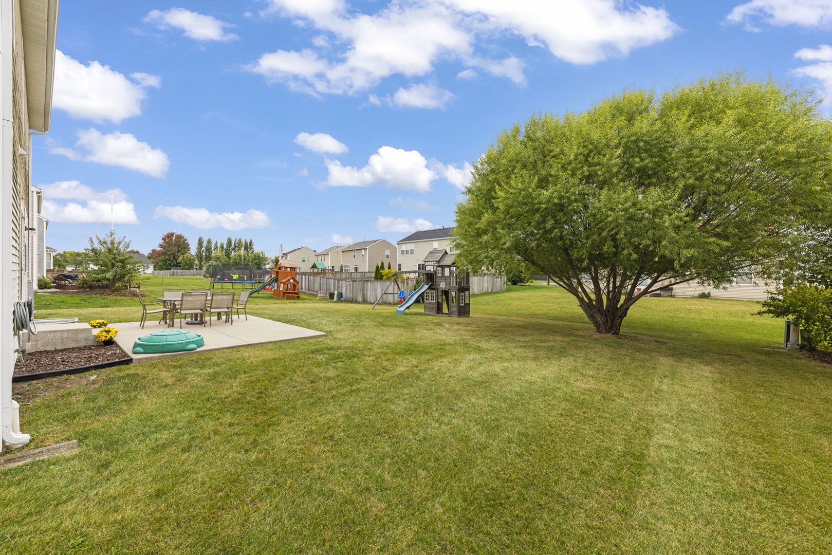 385 Bertram Drive, Yorkville, IL 60560
