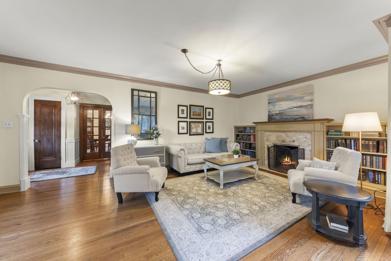 388 Hill Avenue, Glen Ellyn, IL 60137