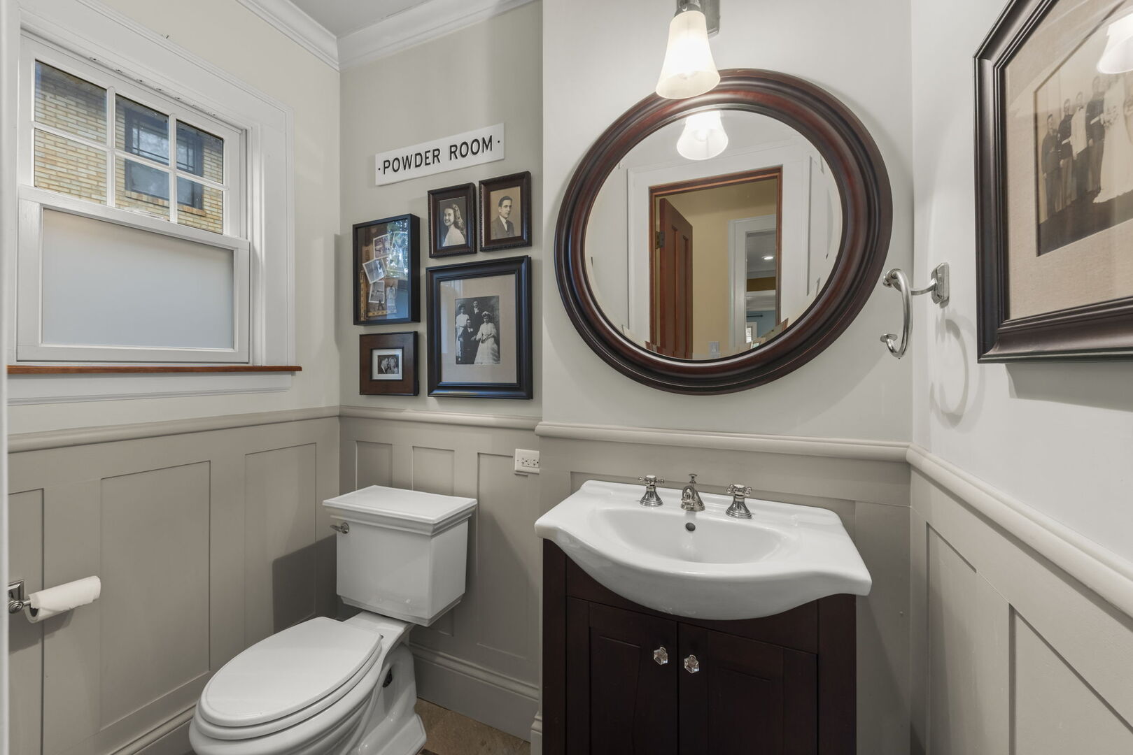 388 Hill Avenue, Glen Ellyn, IL 60137