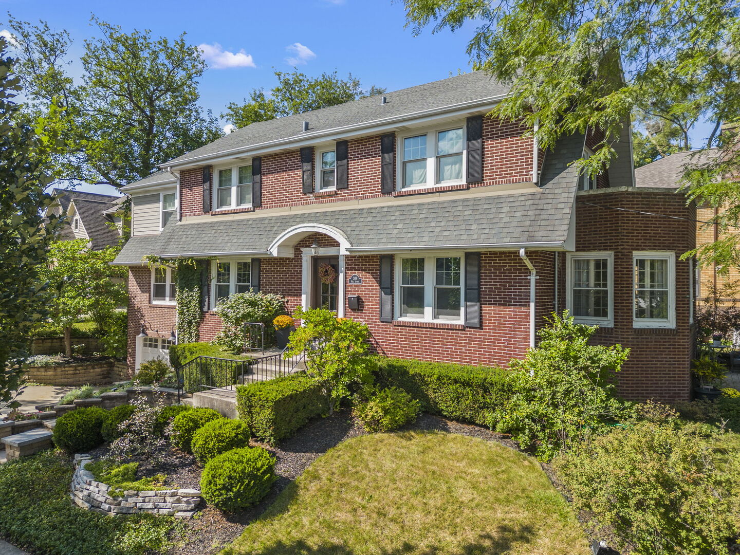 388 Hill Avenue, Glen Ellyn, IL 60137