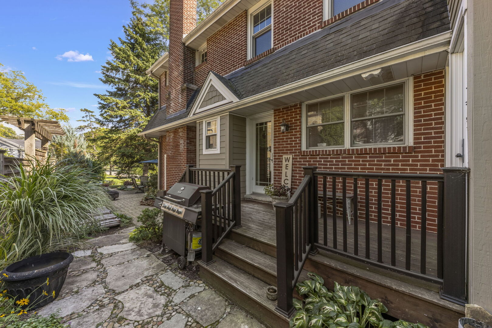 388 Hill Avenue, Glen Ellyn, IL 60137