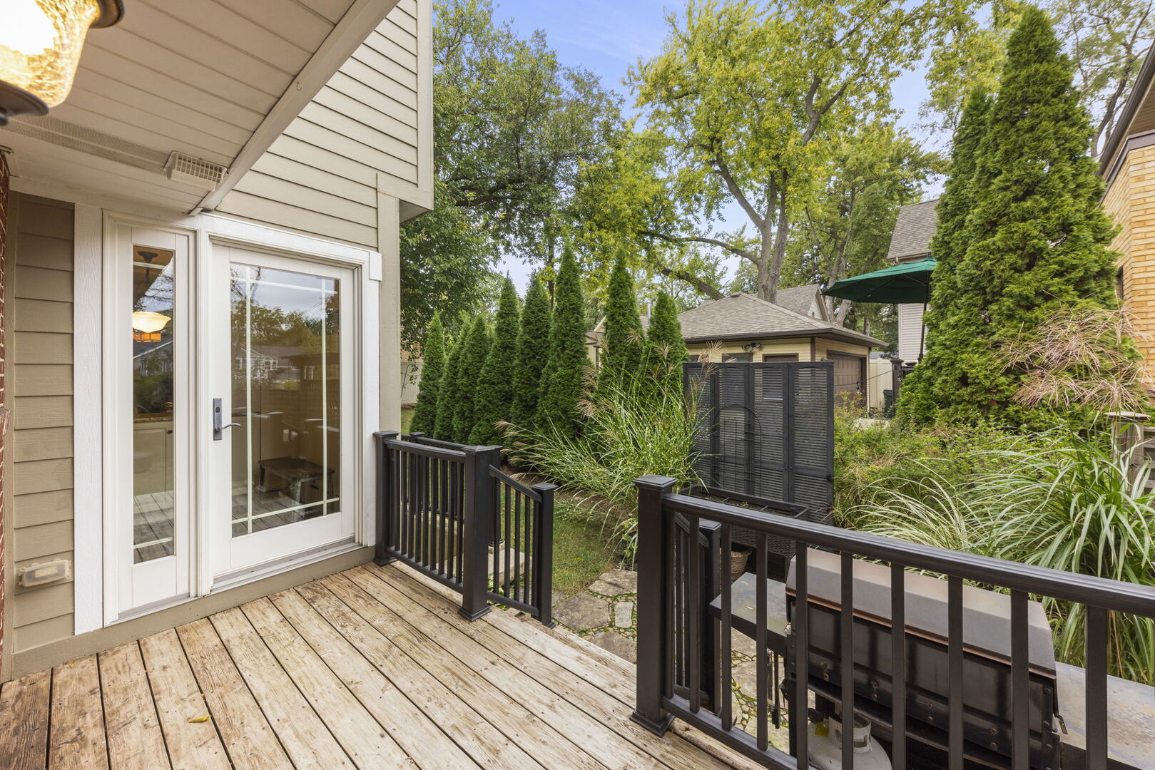 388 Hill Avenue, Glen Ellyn, IL 60137