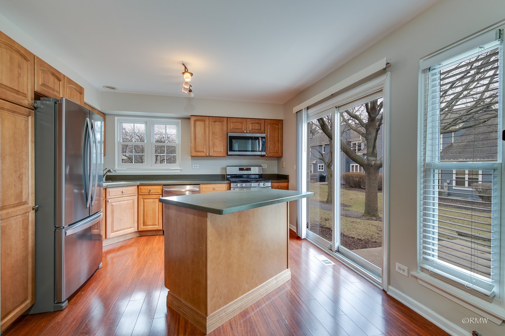 1080 Rockport Drive, Carol Stream, IL 60188