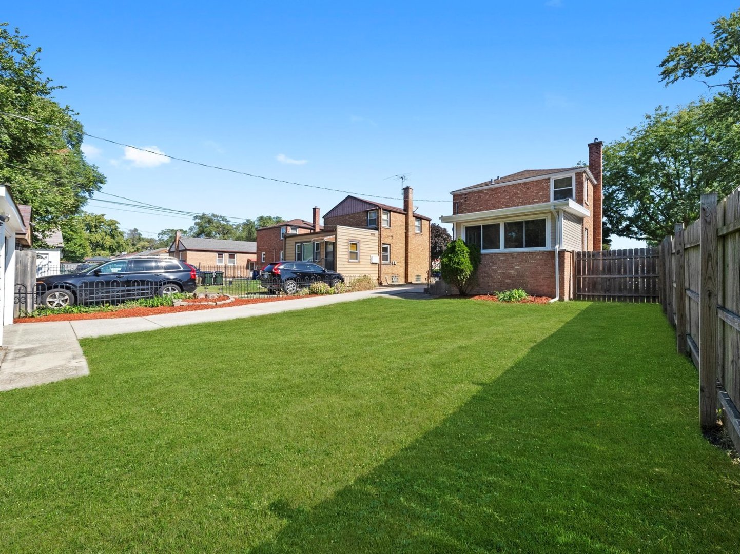 302 Rice Avenue, Bellwood, IL 60104