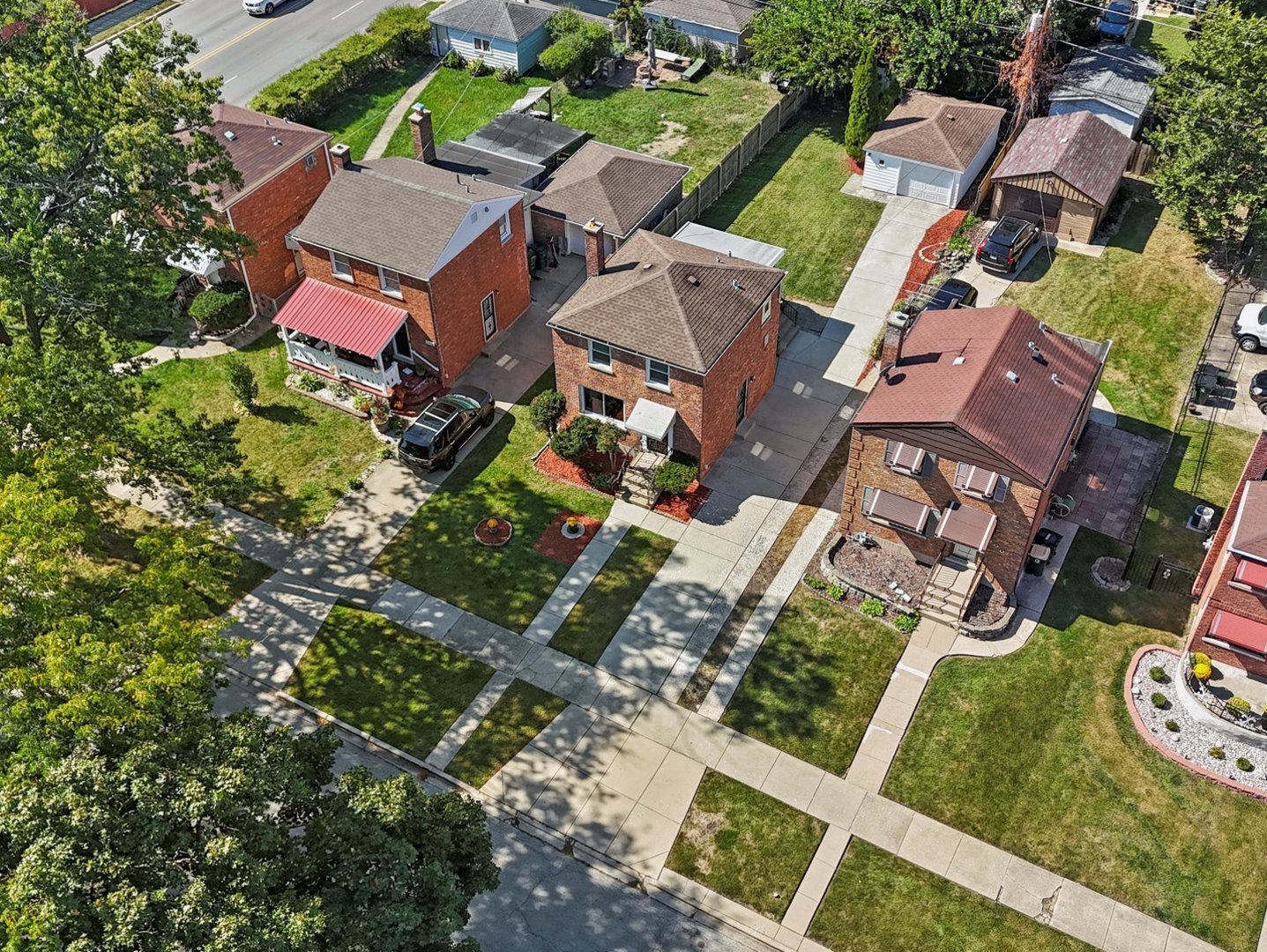 302 Rice Avenue, Bellwood, IL 60104