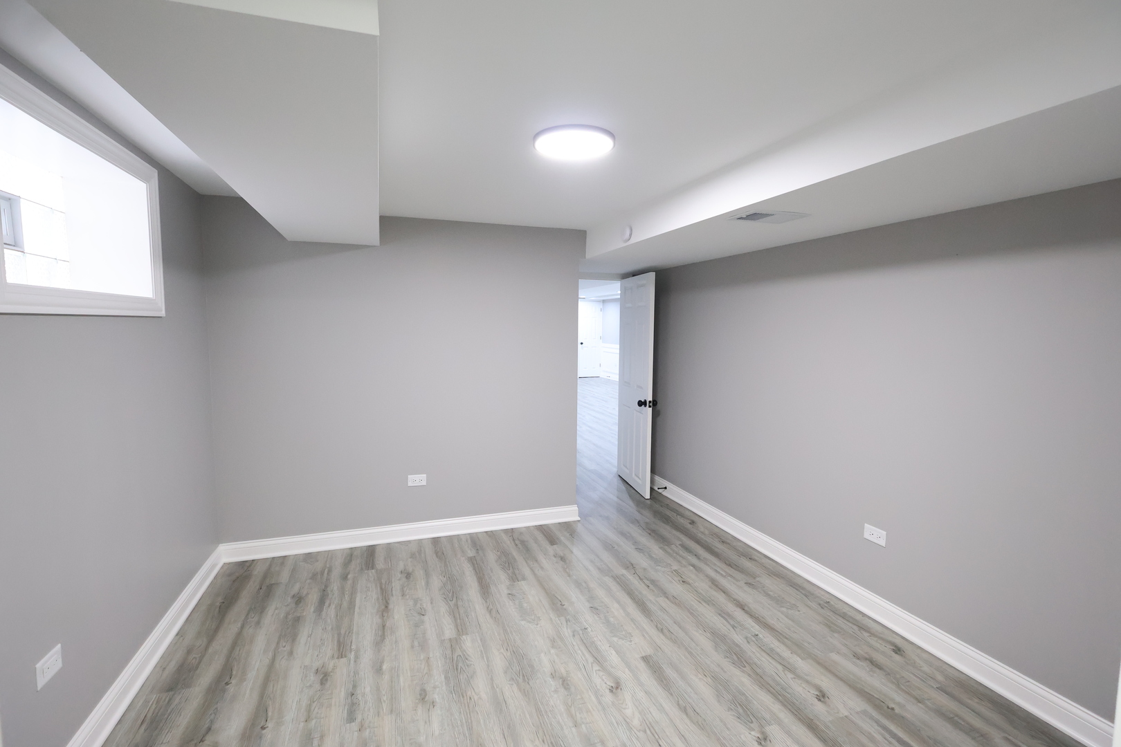 12420 S Aberdeen Street, Calumet Park, IL 60827