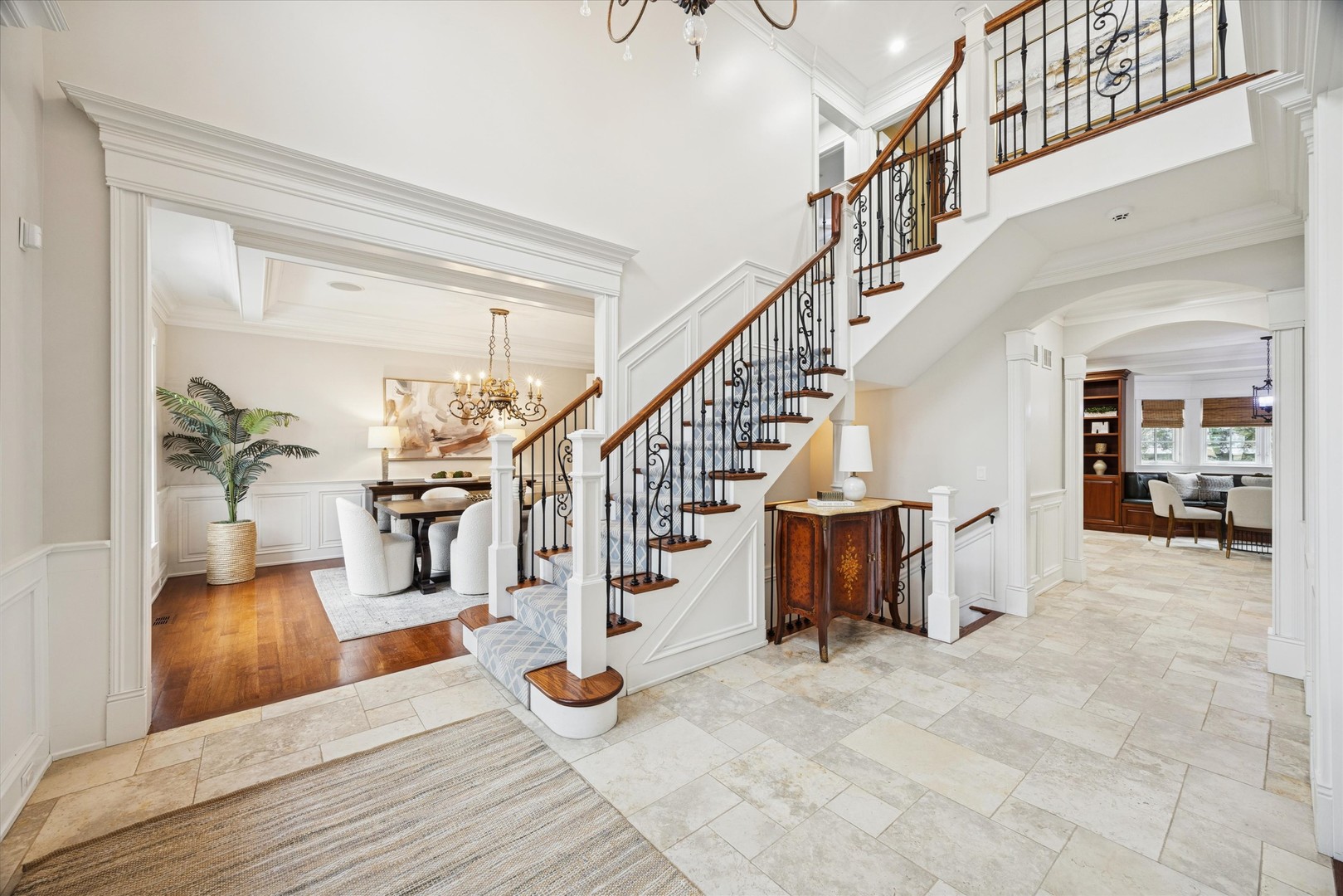 1300 W Maple Avenue, La Grange, IL 60525