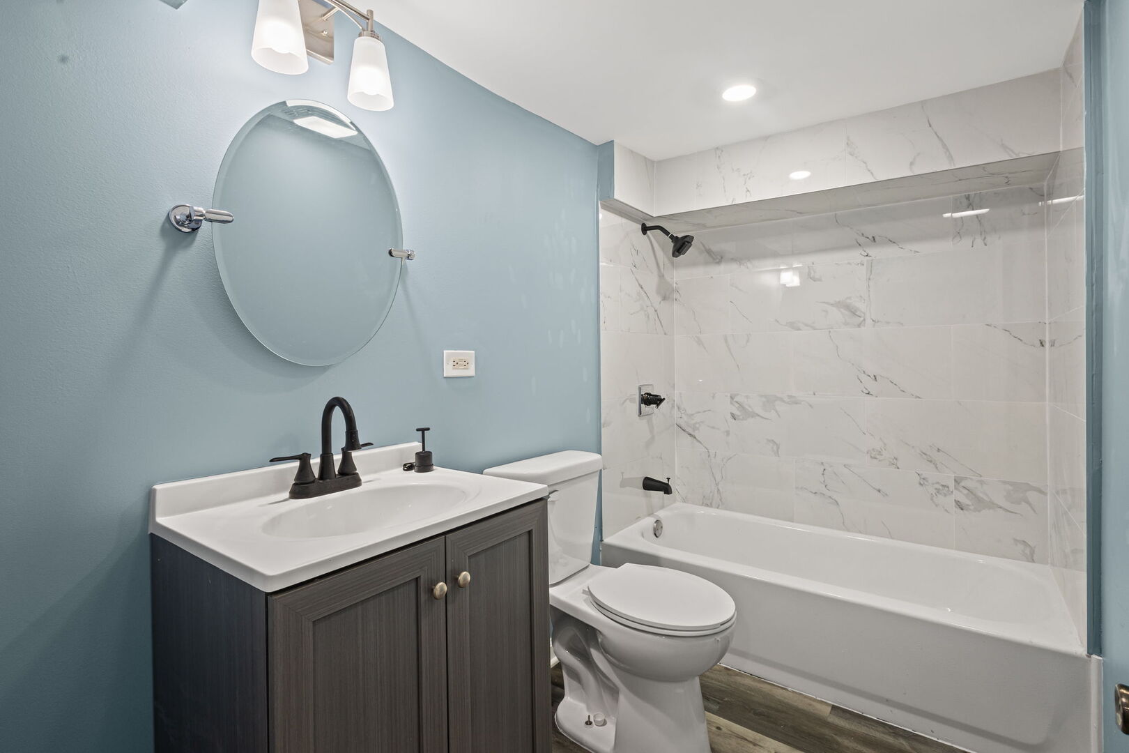 4025 W Adams Street, Chicago, IL 60624