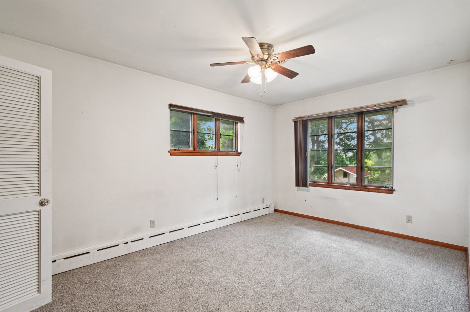 38683 N Lewis Avenue, Beach Park, IL 60099