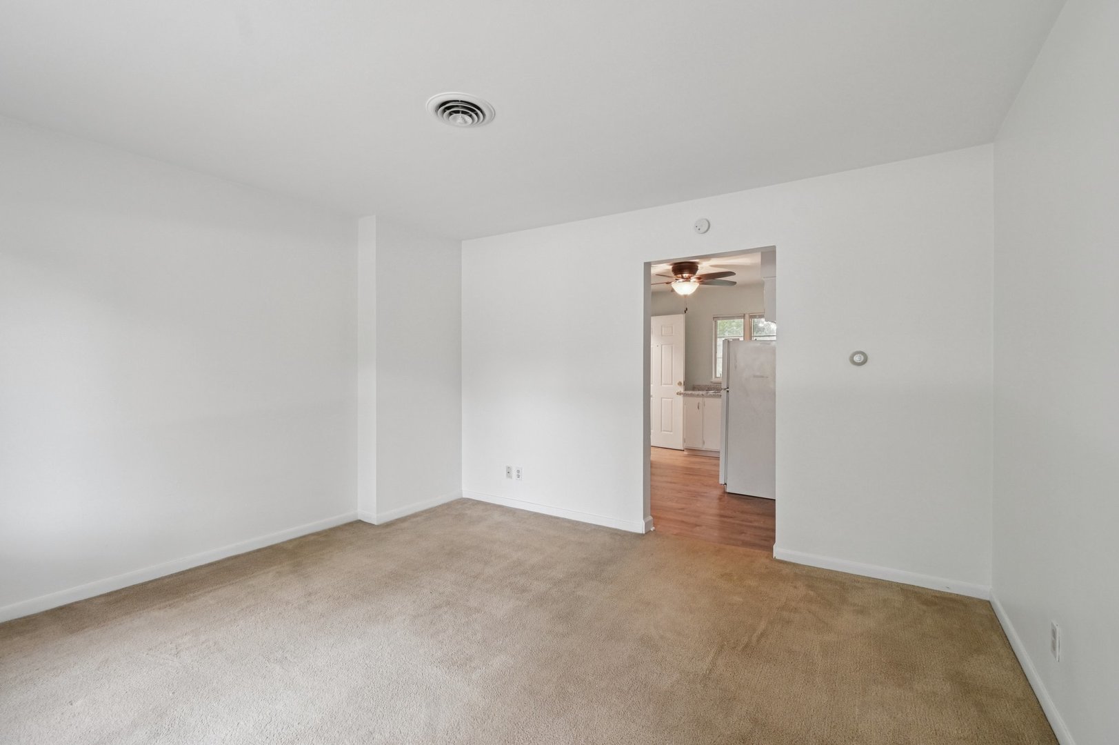 38683 N Lewis Avenue, Beach Park, IL 60099