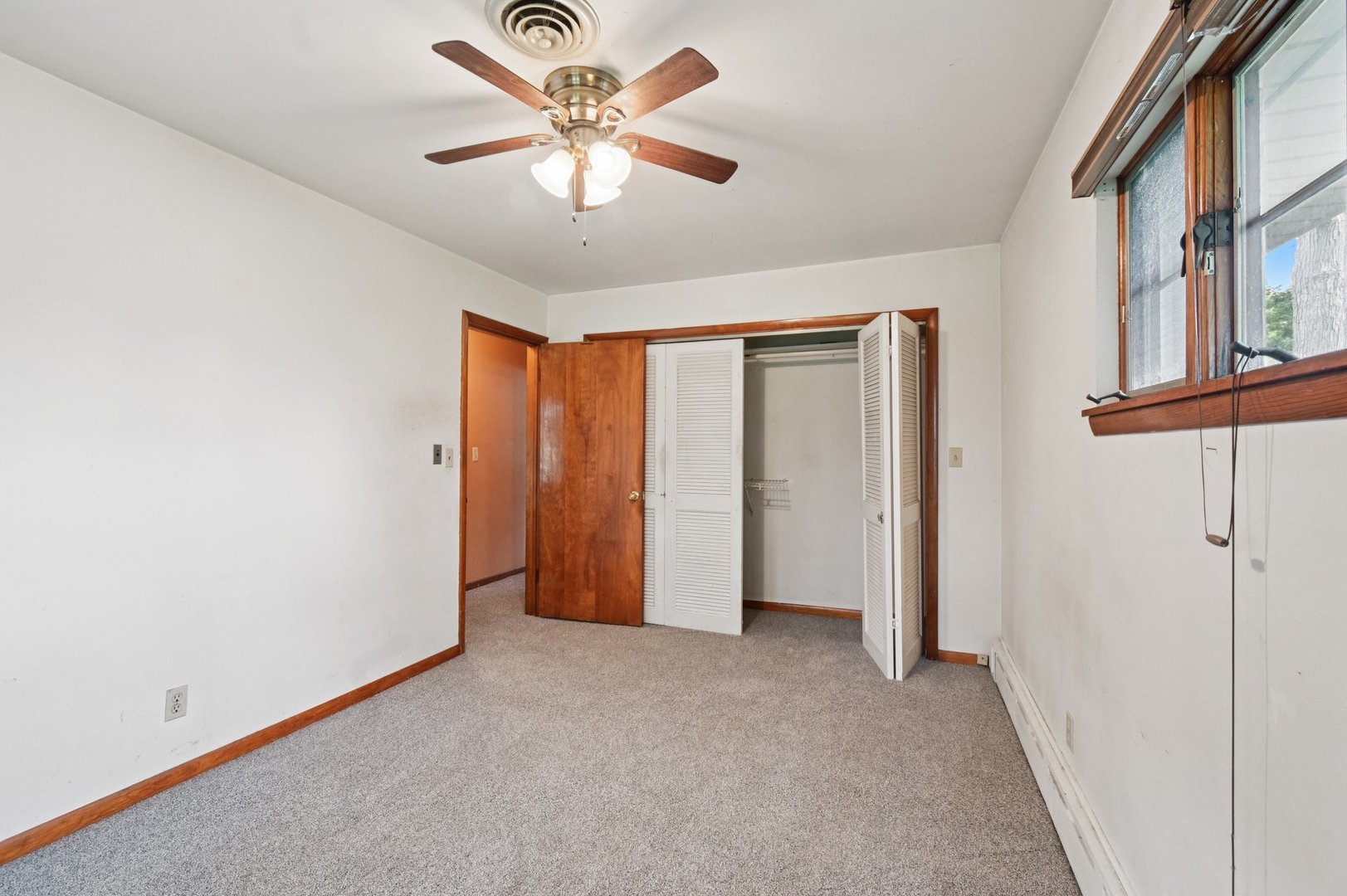 38683 N Lewis Avenue, Beach Park, IL 60099