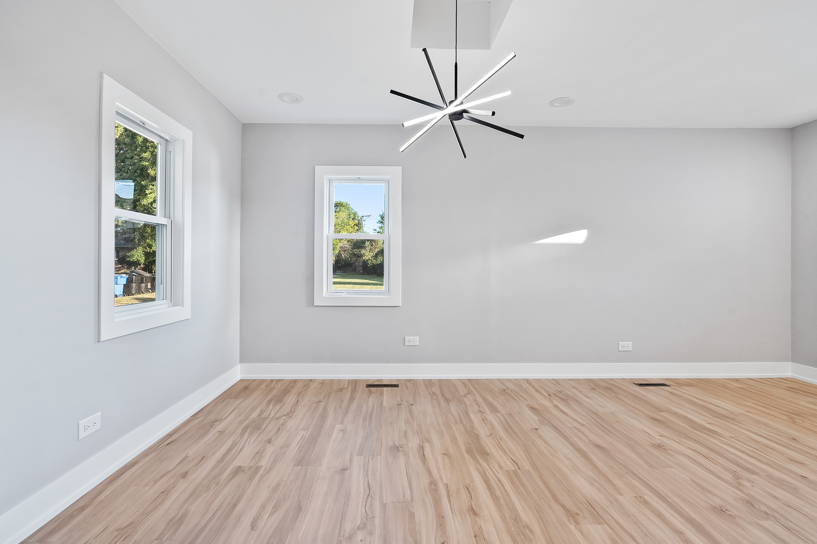 9427 S Charles Street, Chicago, IL 60643