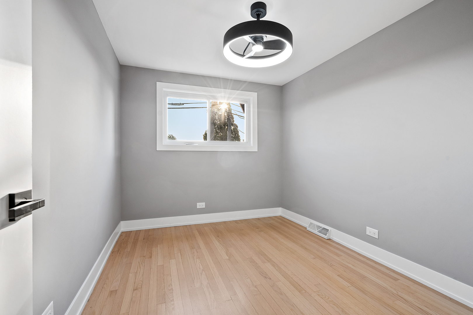 9427 S Charles Street, Chicago, IL 60643