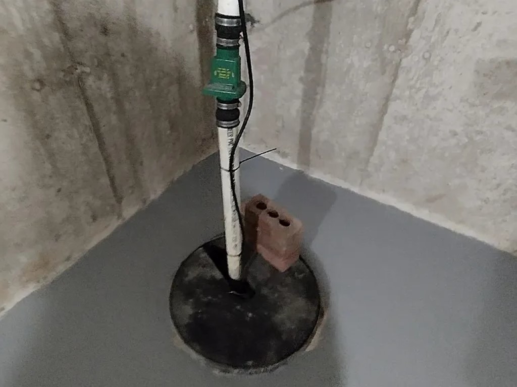 108 James Circle, Poplar Grove, IL 61065