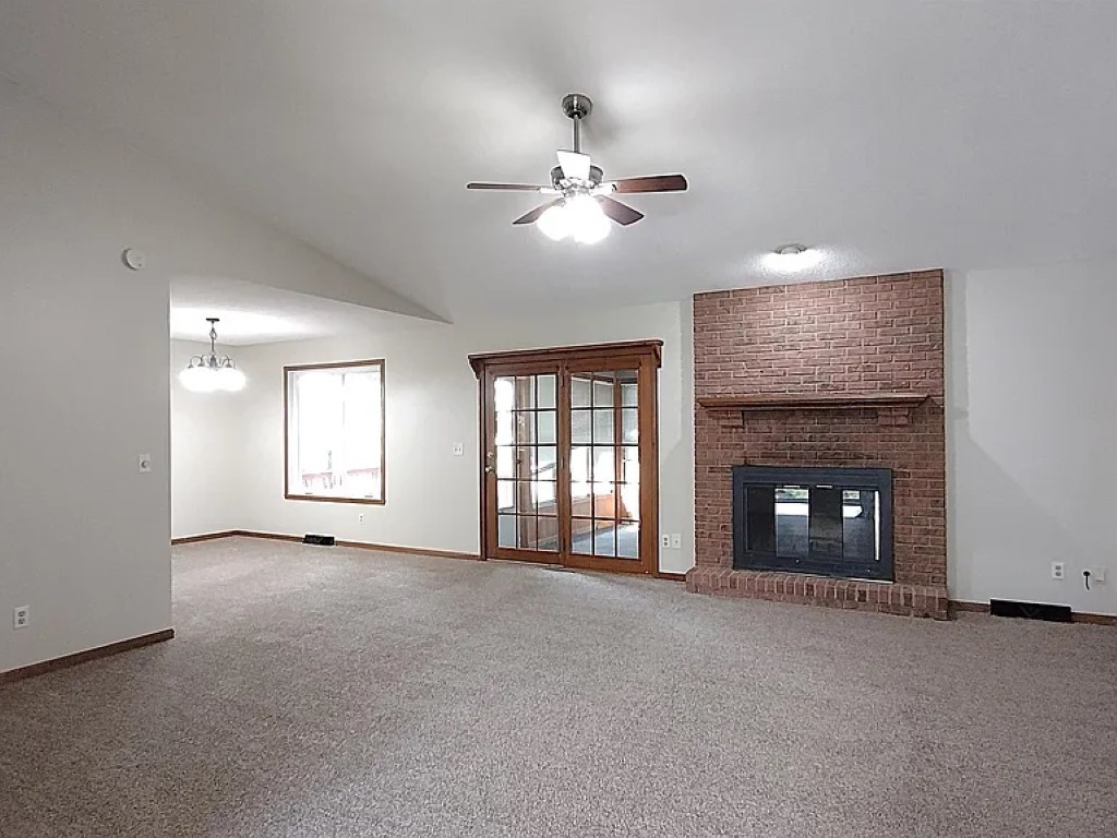 108 James Circle, Poplar Grove, IL 61065