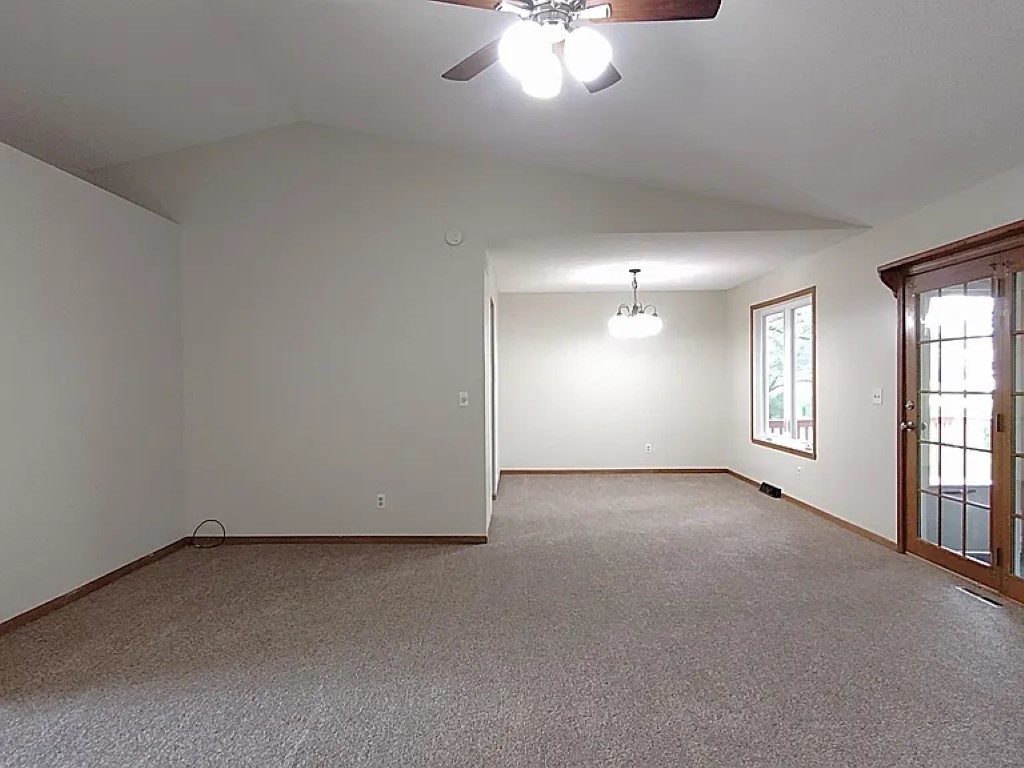 108 James Circle, Poplar Grove, IL 61065